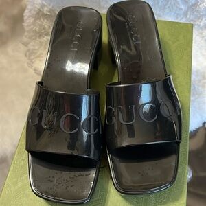 Gucci slides